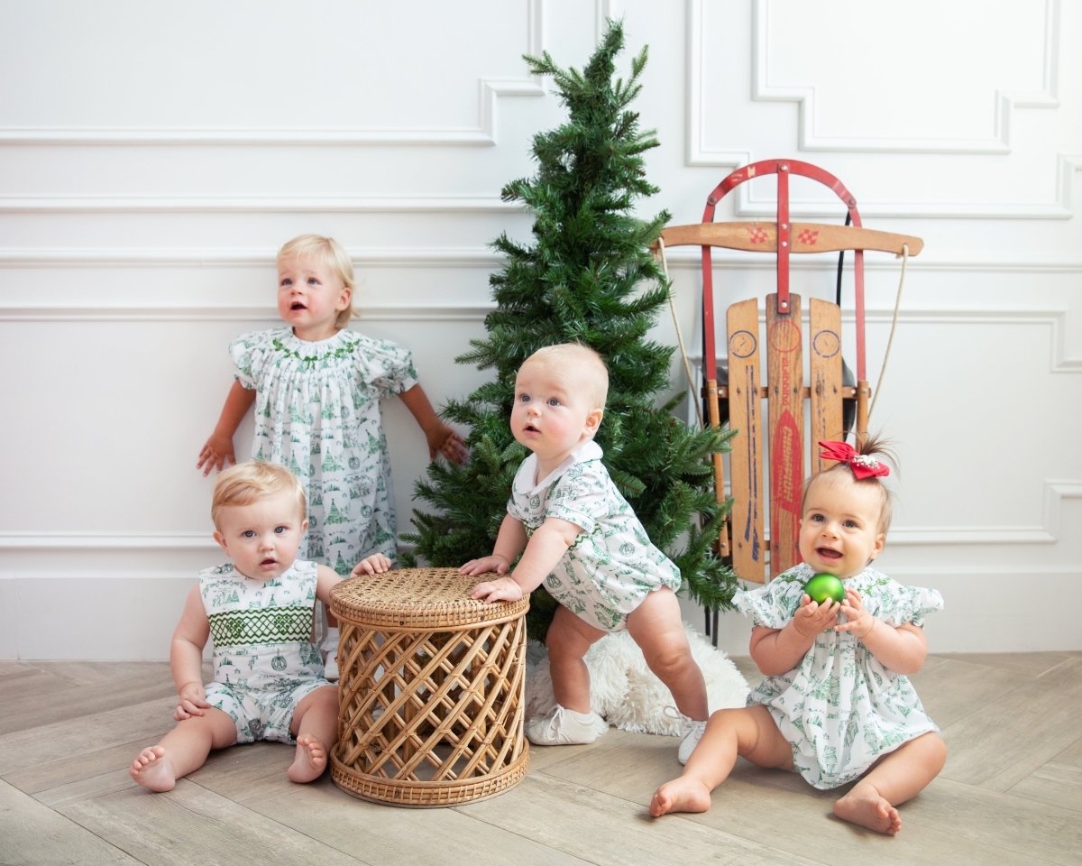 Christmas Toile - Annie Bubble - Ann + Reeves Kids
